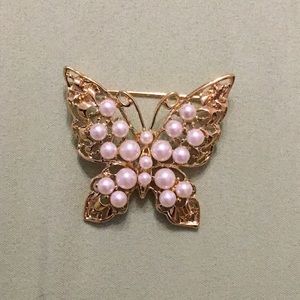 Butterfly pin